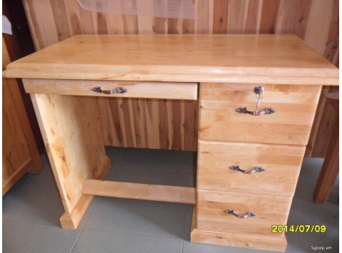 Bàn Gỗ Tự Nhiên 07